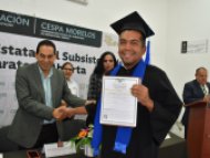 Más estudiantes concluyen su Preparatoria Abierta en CESPA .